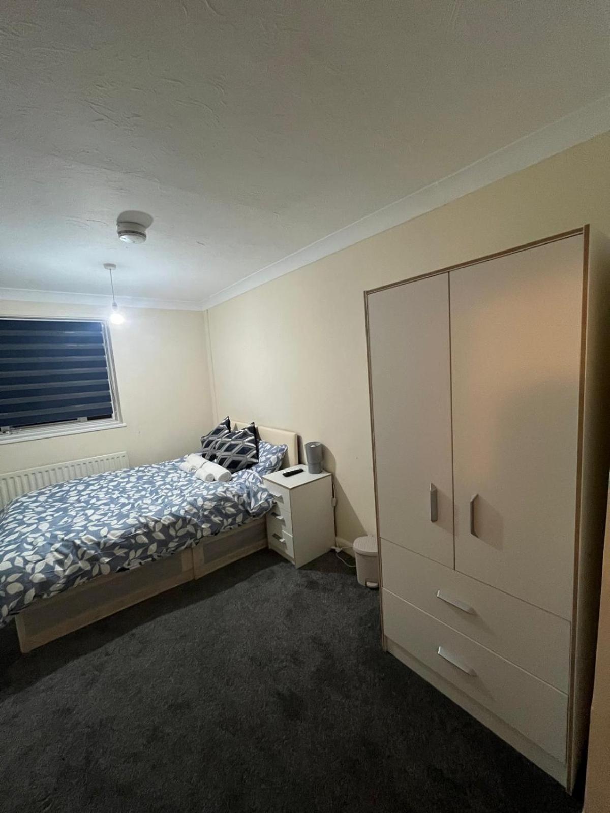 Barnfield Rooms 切姆 外观 照片