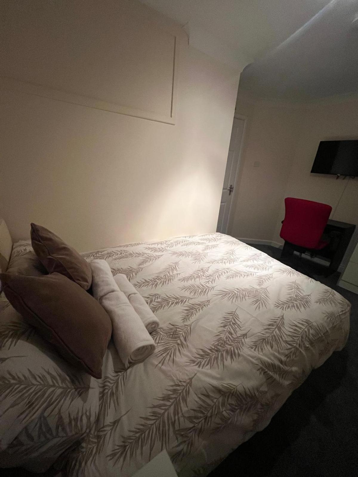 Barnfield Rooms 切姆 外观 照片